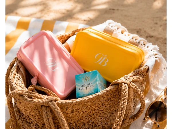 SUMMER Glow Bag - set obsahuje 40 peptidových kapsúl ( 20 denných + 20 očných ) 2