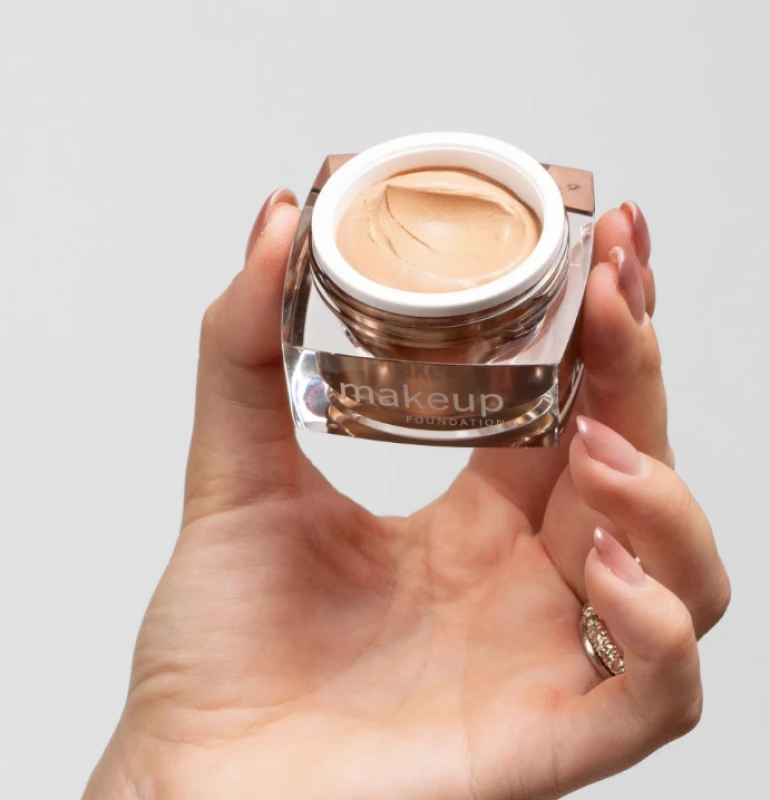 EGYPT WONDER Makeup Mousse (30 ml) – 4v1: Foundation, Primer, Púder & Korektor 2